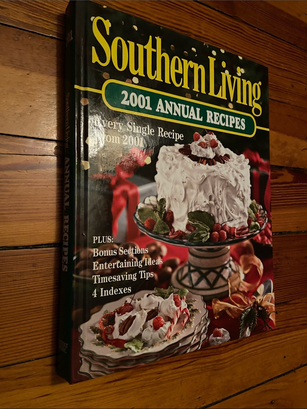 Southern Living Cookbook 2001 Green red cherry white cake home cooking dessert